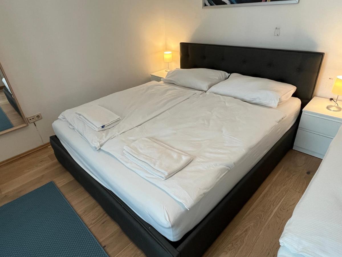Stylish Apt Near Urania 1Br Apartment เวียนนา ภายนอก รูปภาพ
