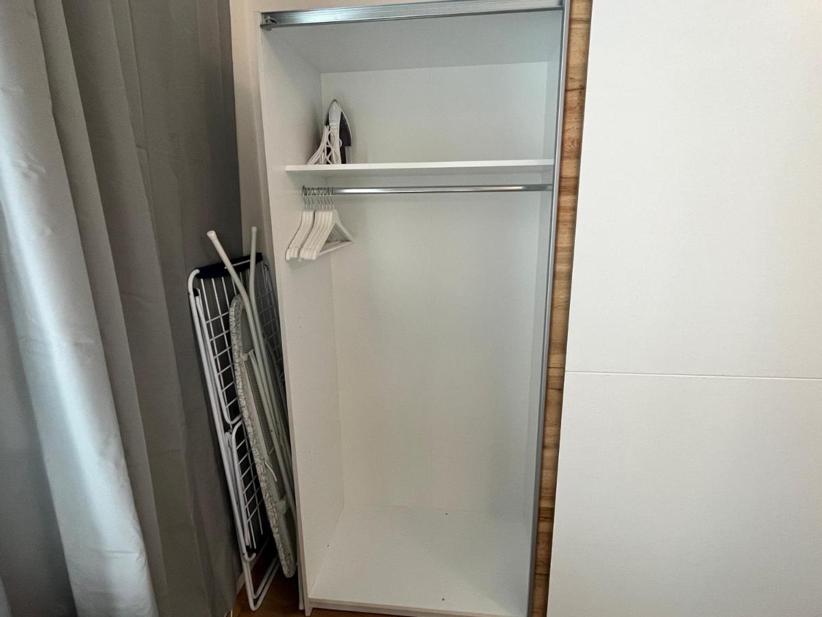 Stylish Apt Near Urania 1Br Apartment เวียนนา ภายนอก รูปภาพ