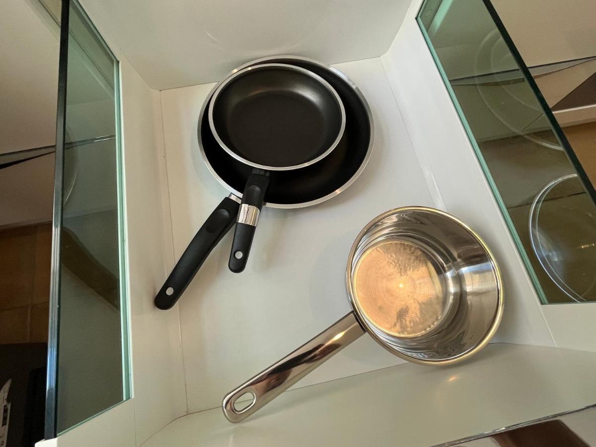 Stylish Apt Near Urania 1Br Apartment เวียนนา ภายนอก รูปภาพ